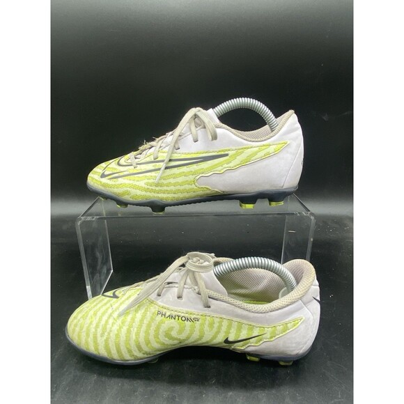 Nike Phantom GX Club GS Soccer Cleats Youth Size 2Y DD9564-705 - Picture 2 of 7